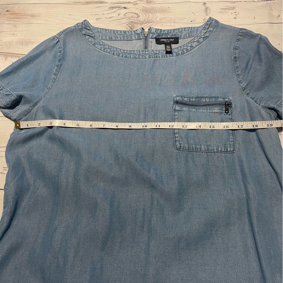 Kenneth Cole New York Denim shirt Women’s Size M Preowned - Picture 6 of 8